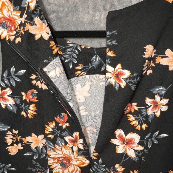 Women's Size XL Stretchy Floral Fit-and-Flare Dress - Picture 13 of 16
